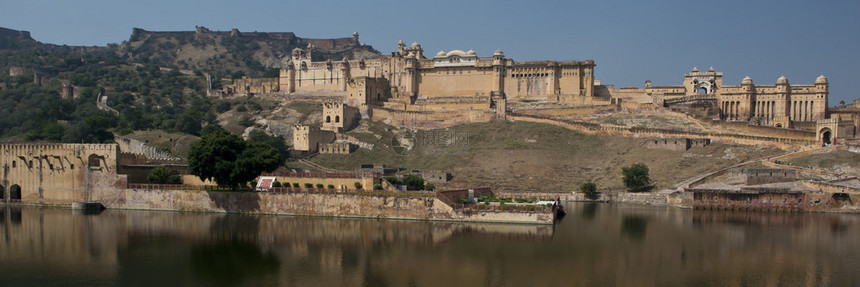 印度拉贾斯坦邦Jaipur附近的安珀堡壮丽的加固宫殿图片
