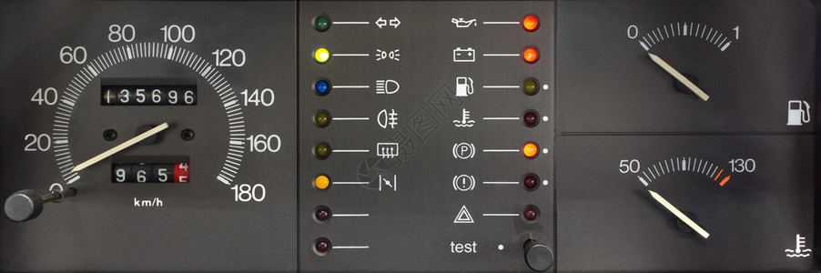 模拟汽车仪表板图片