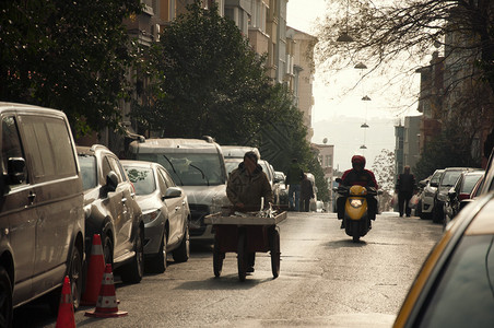 在伊斯坦布尔的老街图片