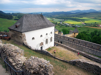 这座城堡位于斯洛伐克东北部的斯皮地区图片