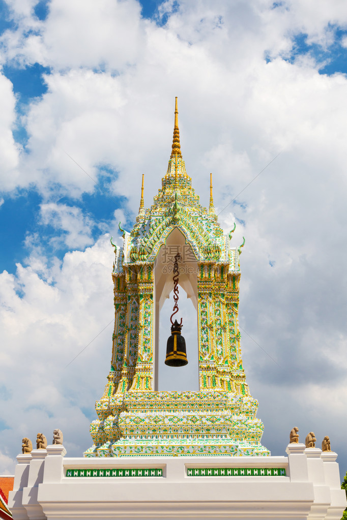 泰国佛教寺院之巅图片