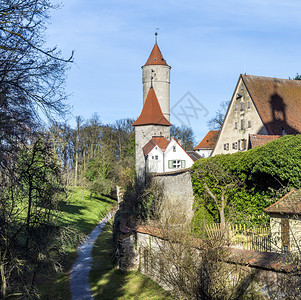德国巴伐利亚著名的古老中世纪小镇Dinkelsbuehl的Segr图片