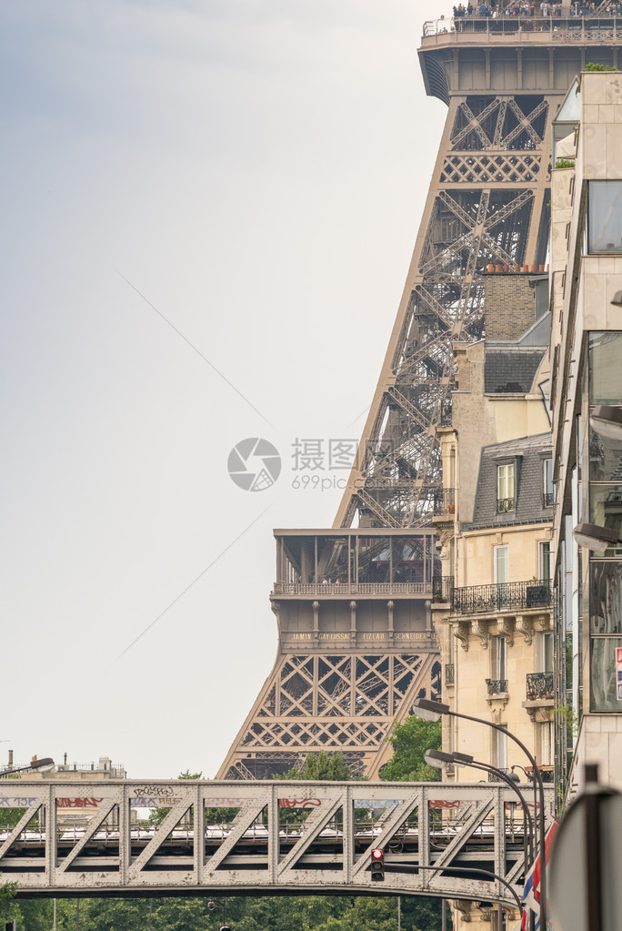 巴黎混合建筑埃菲尔图片