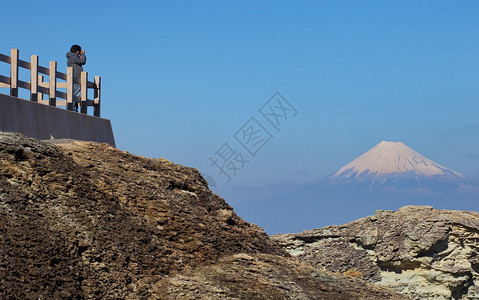 来自日本箱根神奈川的春天富士山图片