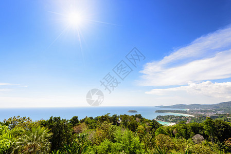 在泰国普吉岛的HatKataKaron或三海滩观景台图片