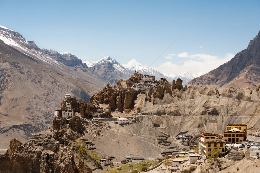 印度北部喜马偕尔邦喜马拉雅山斯皮提山谷人迹罕至的丹卡尔喜马拉雅山脉中图片