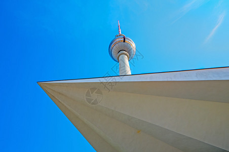 柏林电视塔的不同景观图片