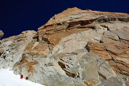 登山者摇滚攀岩运动横向定白天光图片