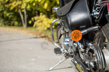 摩托车背包和转机信图片