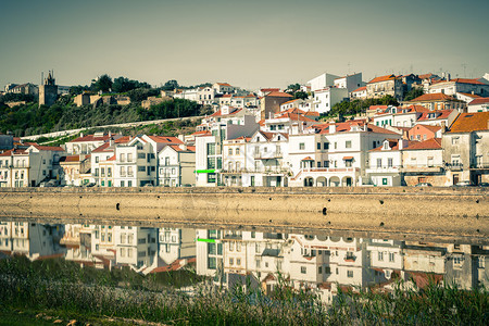 葡萄牙萨多河附近的阿尔卡塞尔杜萨尔市观测图片