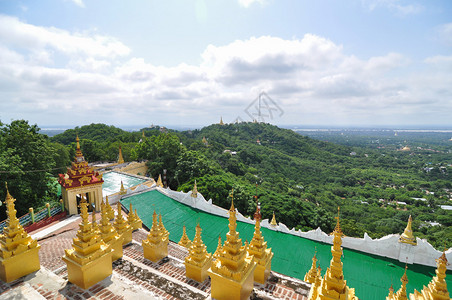 曼德勒山是缅甸主要朝圣地从曼德勒山图片