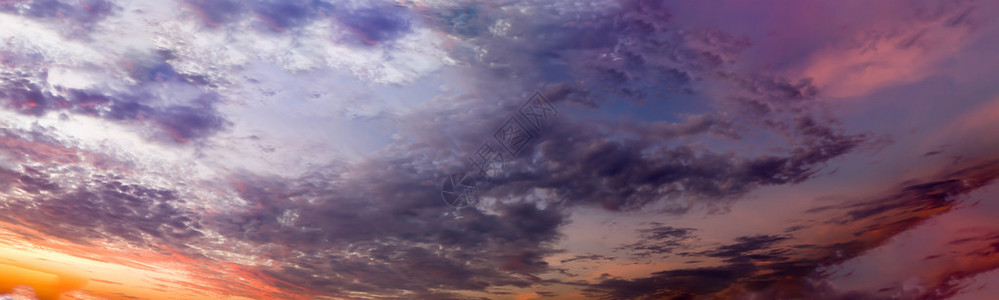 日落天空和云层图片