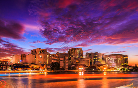 曼谷城市风景泰国亚洲黄昏和ChaoP图片