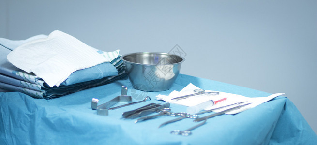 医院急诊手术室动脉镜检查钥匙孔外科设备图片