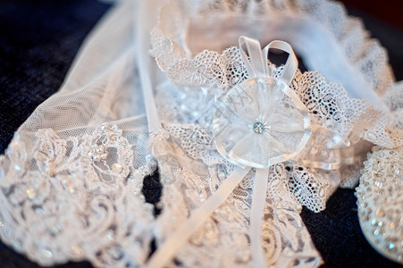 美丽的面纱和新娘的长袍背景图片