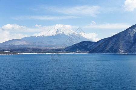 日本富士山和M图片