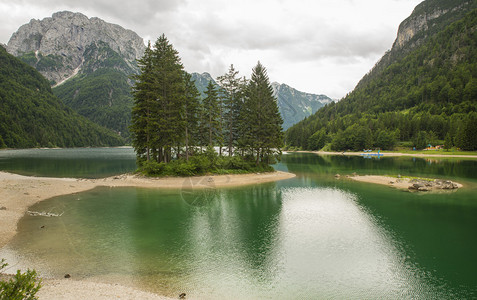意大利高山地区Predil湖Lagodel图片