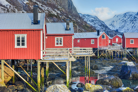 挪威洛福滕群岛的Nusfjo图片