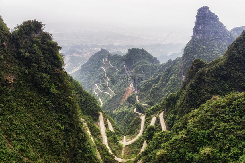 被带往中华省赞吉亚Zhangjiajie的图片