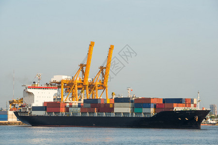 进口出口物流概念鹿特丹集装箱货运码头图片