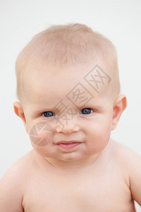 小宝6个月蓝眼睛图片