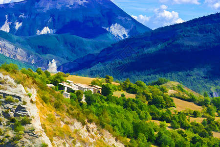 法国阿尔卑斯山上的小村庄高地Styli图片