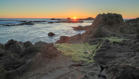 Hollow州海滩是美国加利福尼亚州公园系统的海滩图片