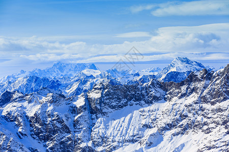 Cervinia滑雪度假胜地的Plateau图片