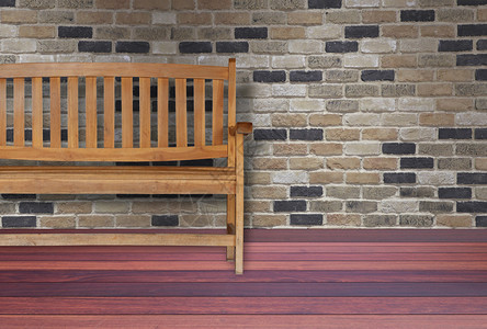 木制椅子用砖墙和木制地图片