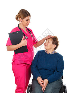一位有爱心的医生与她的病人的照片图片