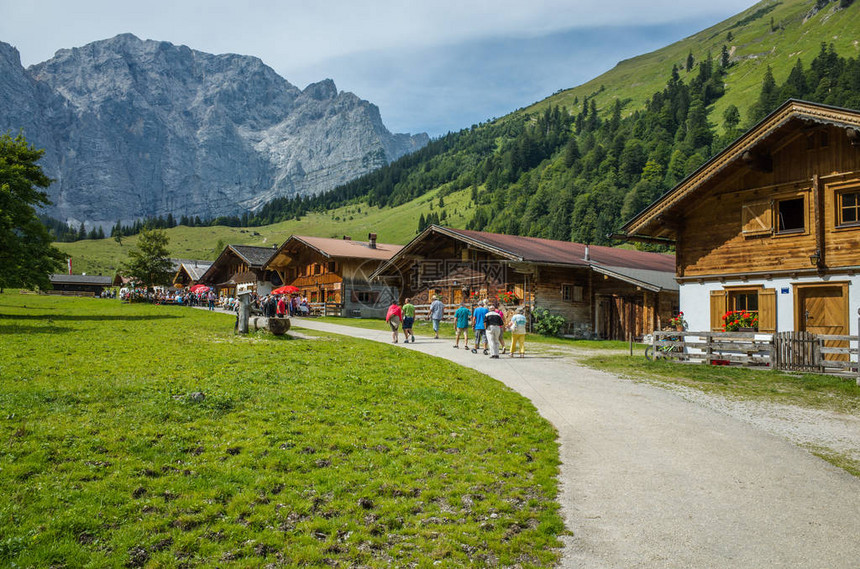 奥地利康乐公园的KarwendelAlpine图片