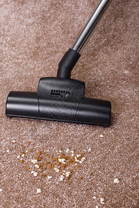 用吸尘器吸尘地毯地毯上的污垢家务服清扫机清洁图片