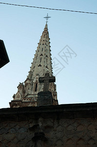 这座位于老城的天主教堂在十四世纪和十六世纪之间以哥图片
