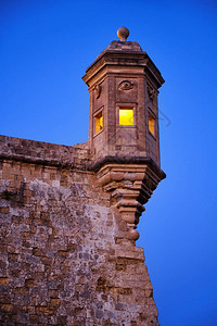 SengleaLisla半岛尾端警卫塔的清晨观望背景图片