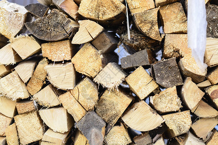 木柴背景两块硬木窑炉钻图片素材