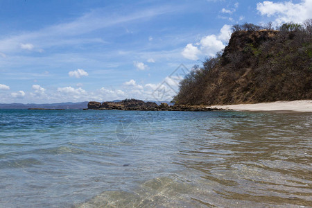 在哥斯达黎加北太平洋海岸的PlayaRajada海滩图片
