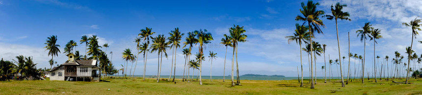 位于马来西亚Terengganu的美丽全景蓝天空背景阳光图片
