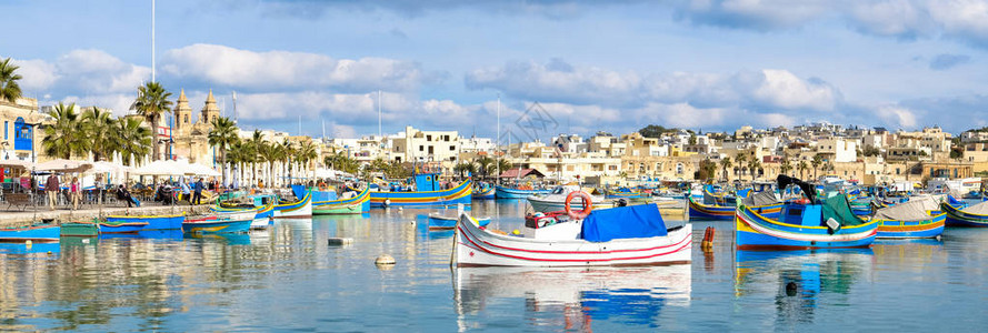 Marsaxlokk马耳他著名的渔图片