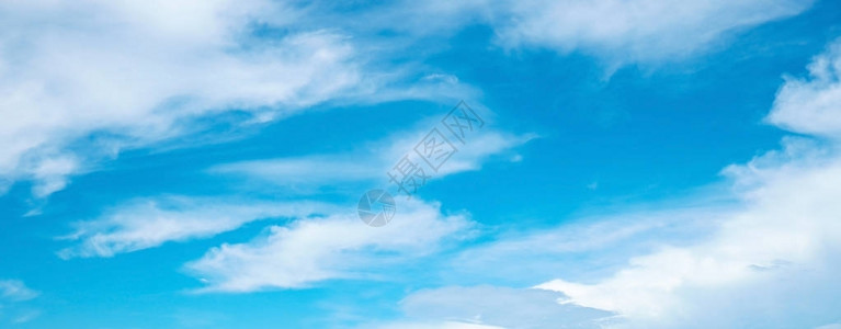 美丽的蓝色天空和白云有图片