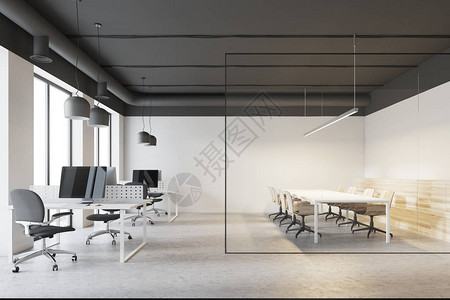 白色会议室内部有一面玻璃墙和一张带米色椅子的长桌左边的一个开放空间办公室3背景图片