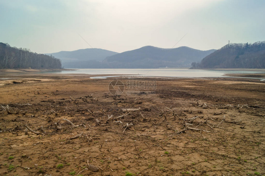 海参沃斯托克市塞丹卡湖水库景图片