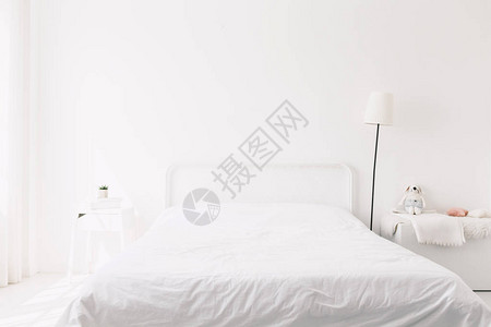 白色卧室现代家具内饰图片