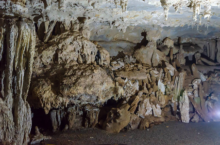 甲米泰国美丽的洞穴图片
