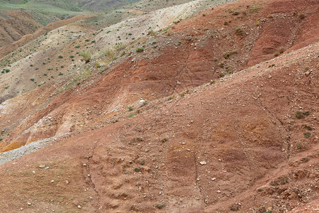 峡谷的红山红色岩石图片