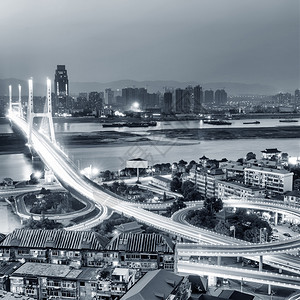 上海桥梁与城市夜景图片