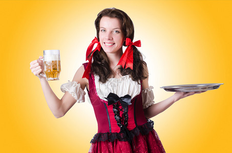 巴伐利亚女孩啤酒图片