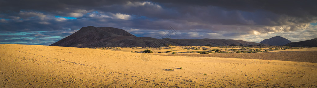 西班牙加那利群岛FuerteventuraCorralejoDun图片