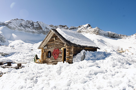 四川达古冰川国家地质公园雪景风光高清图片