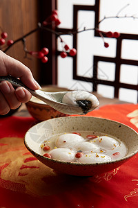 元宵节传统黑芝麻汤圆图片