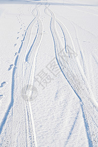 滑雪痕迹雪景背景